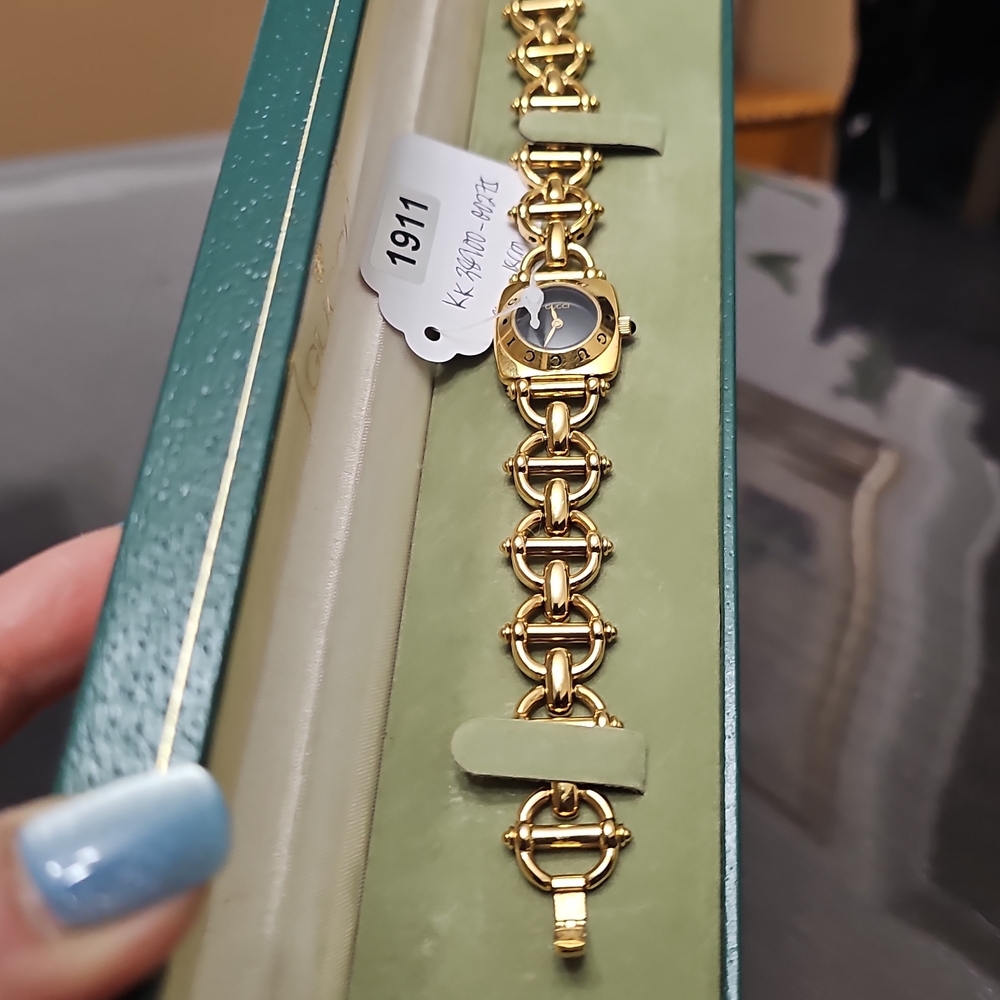 Gucci Gold Link Bracelet Watch